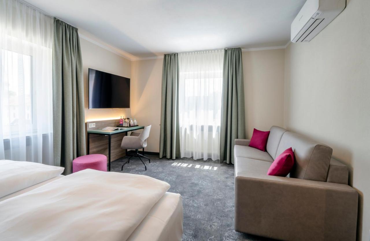 Boutique Hotel Erb Muenchen Parsdorf ฟาเทอร์ชเต็ทเทิน ภายนอก รูปภาพ