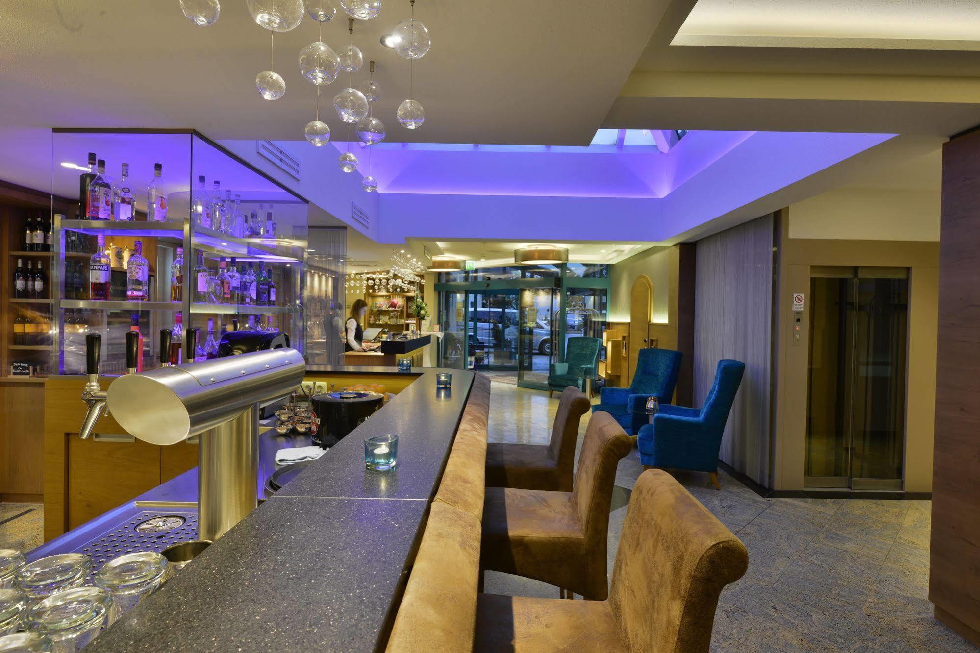 Boutique Hotel Erb Muenchen Parsdorf ฟาเทอร์ชเต็ทเทิน ภายนอก รูปภาพ